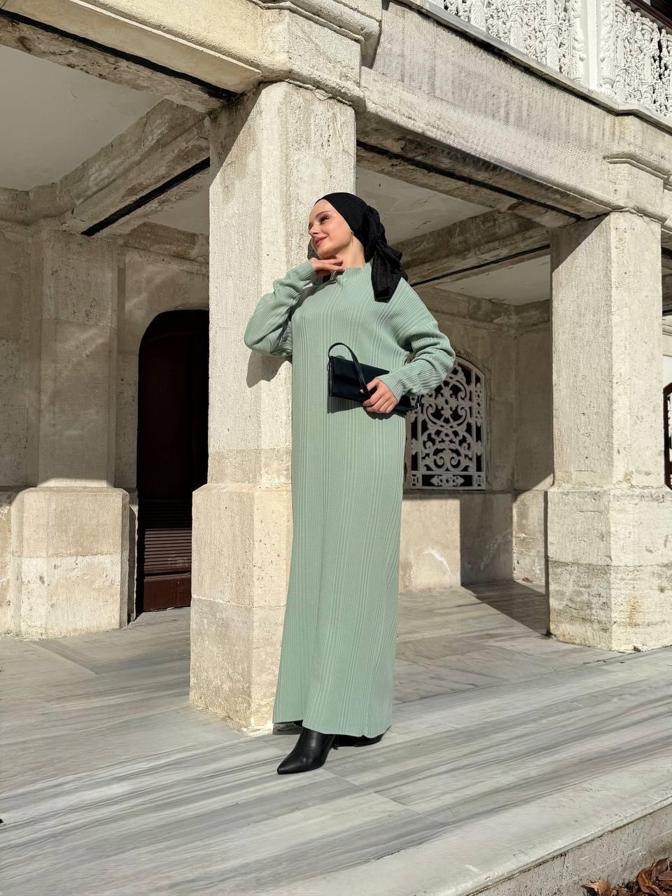 TRİKO ELBİSE — MİNT